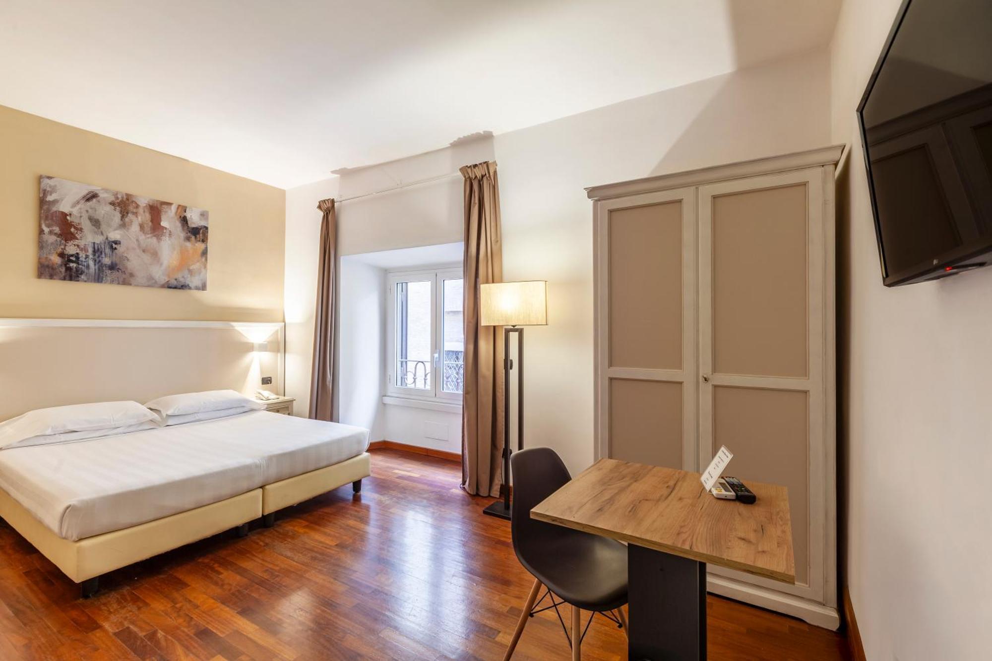 Inn Rome Rooms & Suites Exterior photo