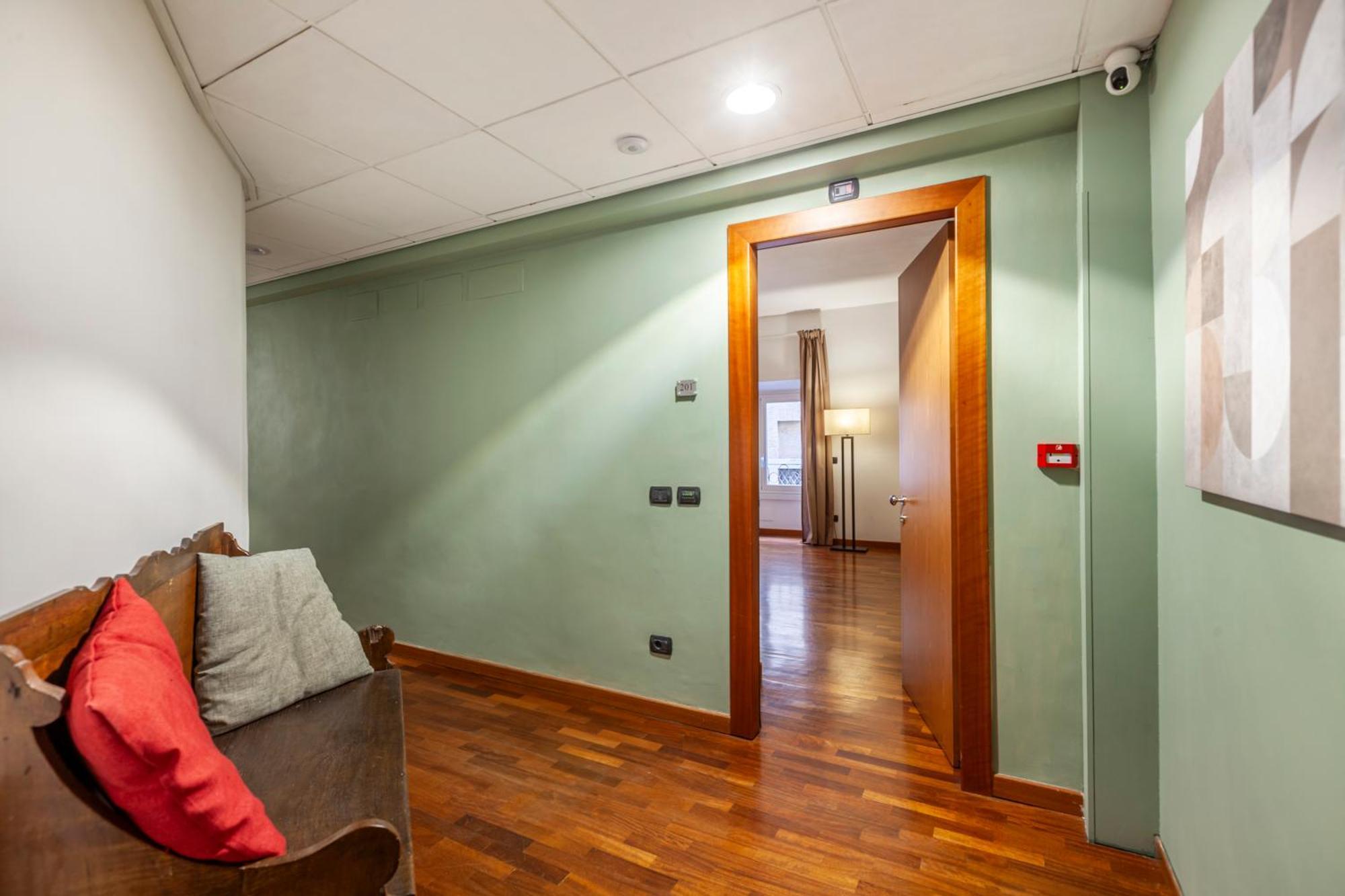 Inn Rome Rooms & Suites Exterior photo